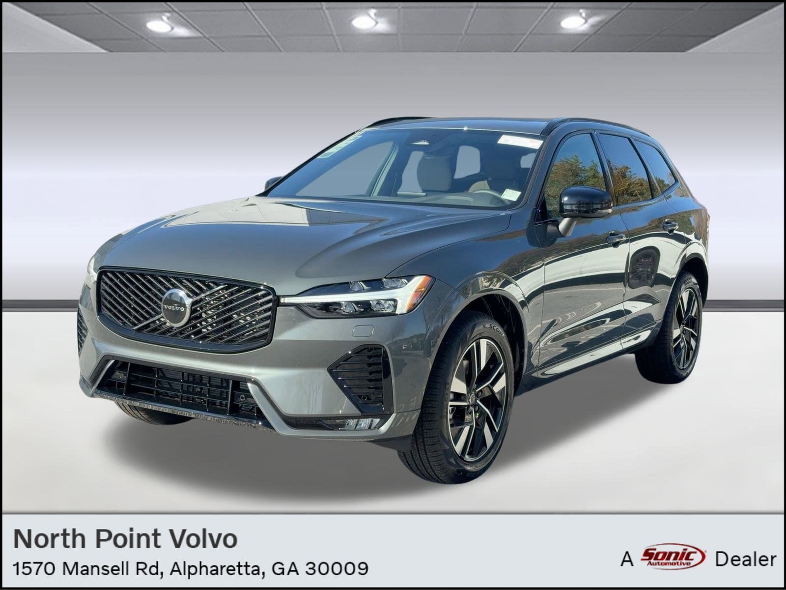 2026 Volvo XC60 Core's photo