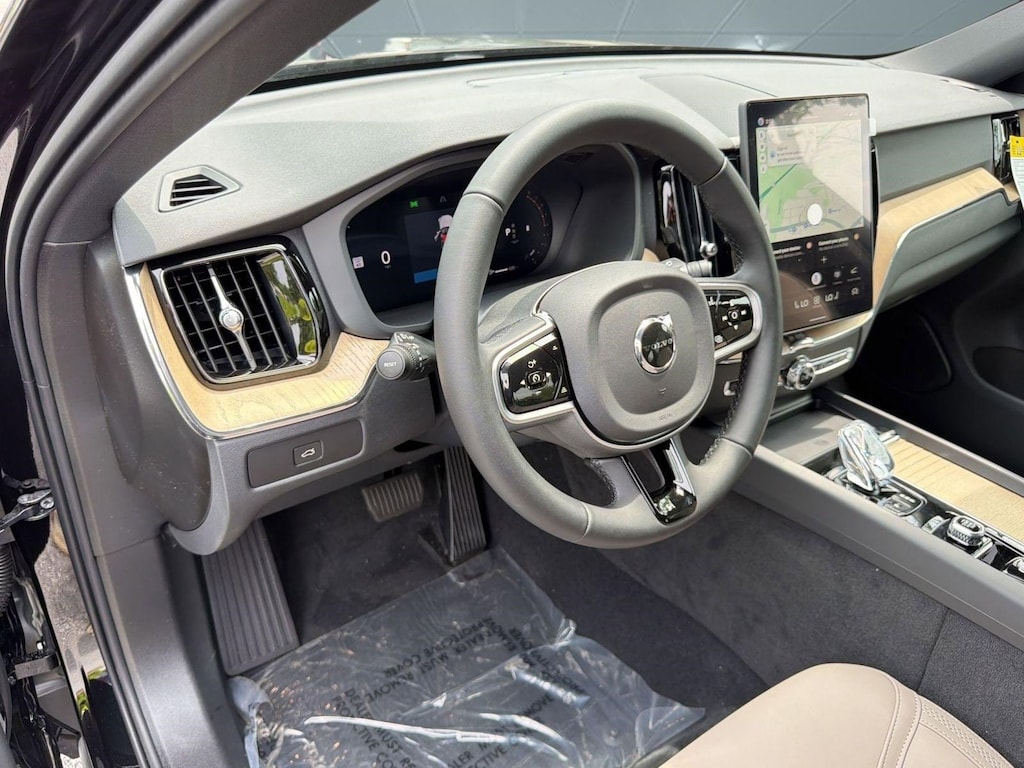 New 2026 Volvo XC60 B5 Plus SUV