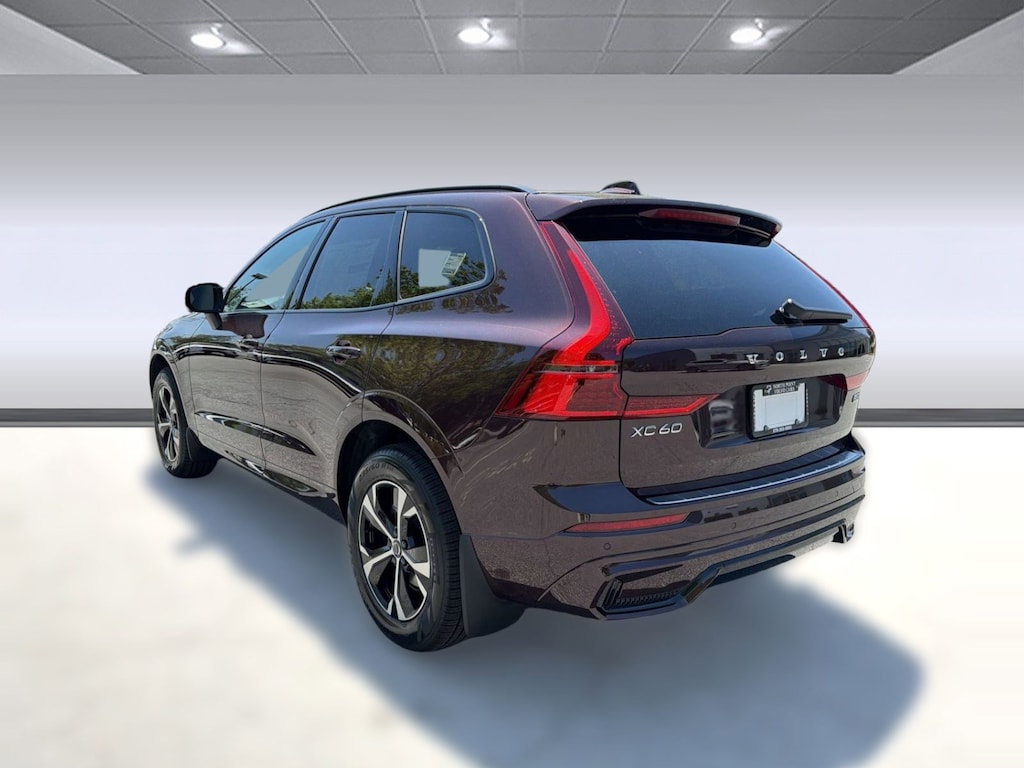 New 2026 Volvo XC60 B5 Core SUV