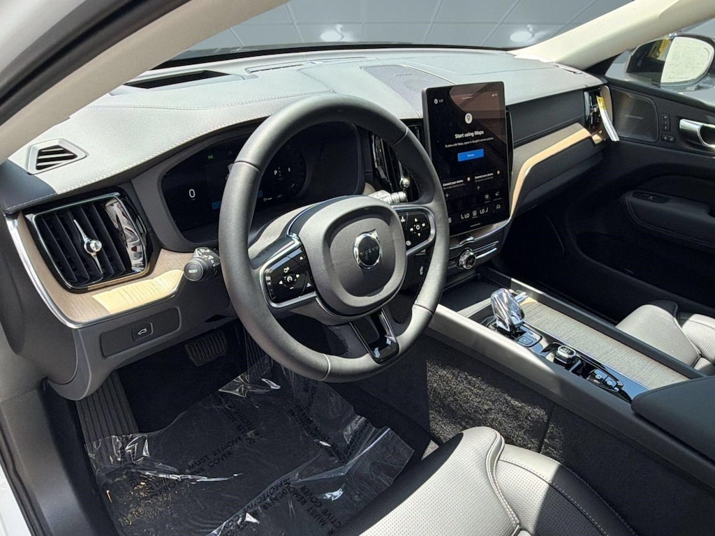 New 2026 Volvo XC60 B5 Ultra SUV