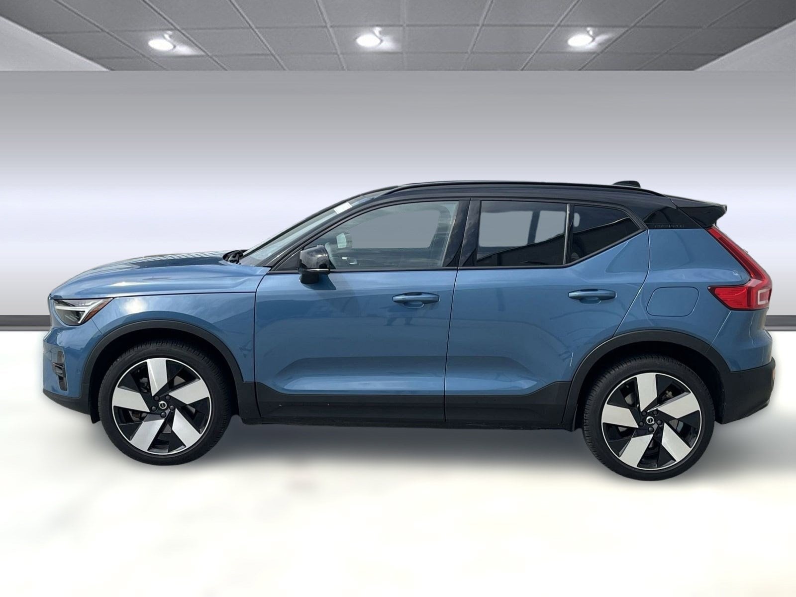 Certified 2023 Volvo XC40 Ultimate with VIN YV4ED3UM2P2029441 for sale in Alpharetta, GA