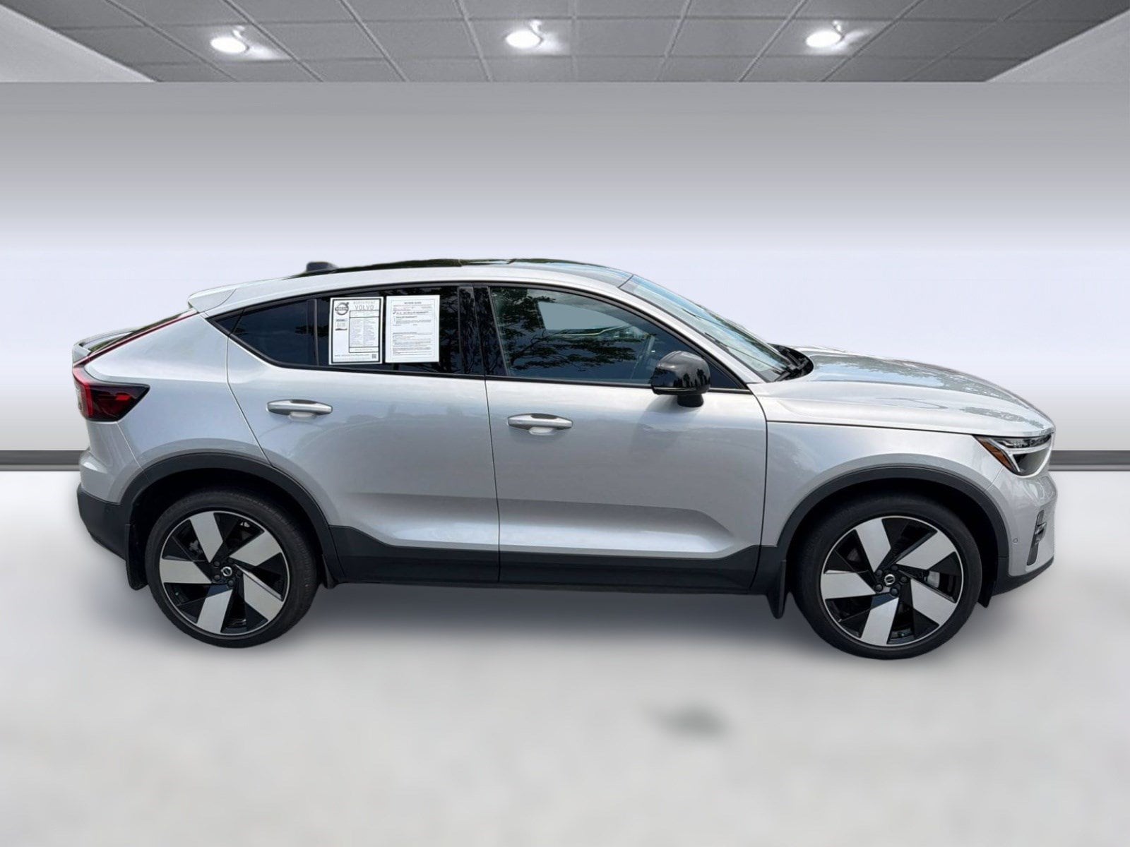 C40 Recharge Pure Electric Ultimate SUV