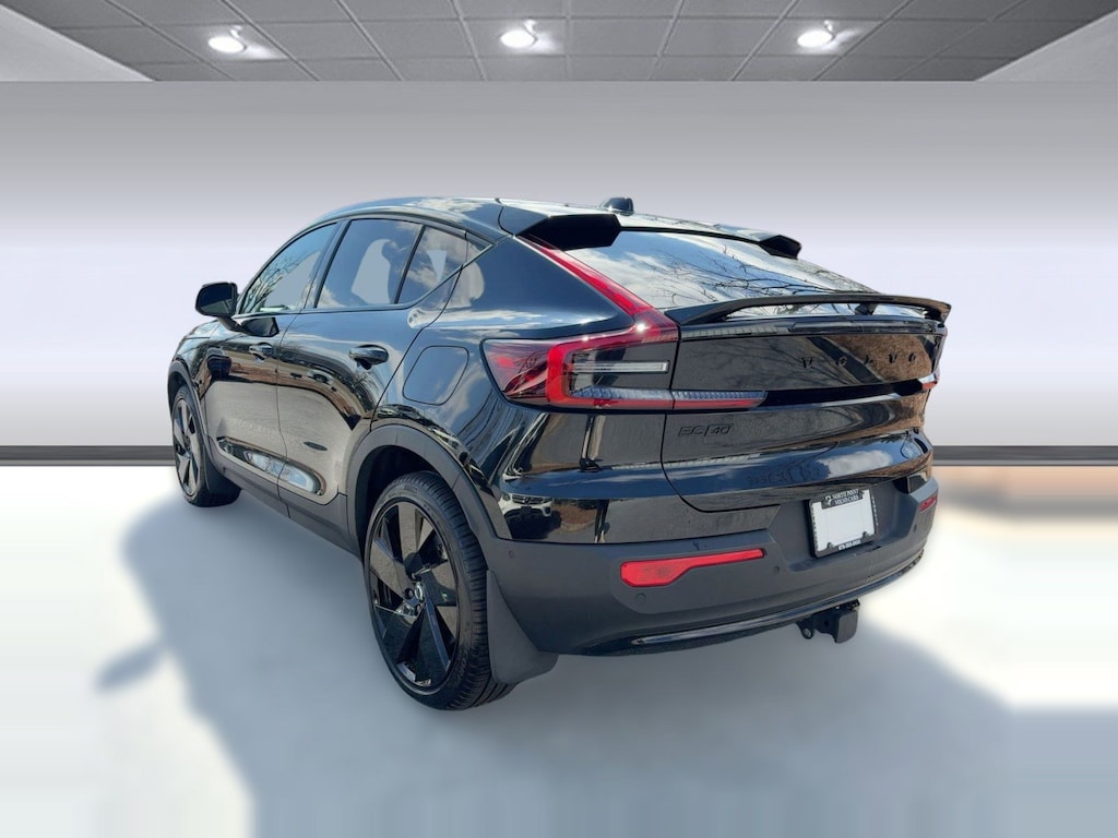 Used 2025 Volvo EC40 Ultra Black Edition