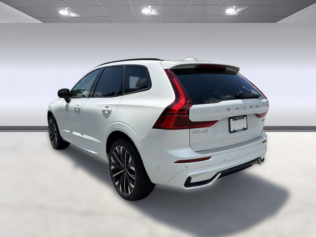 New 2026 Volvo XC60 B5 Ultra SUV