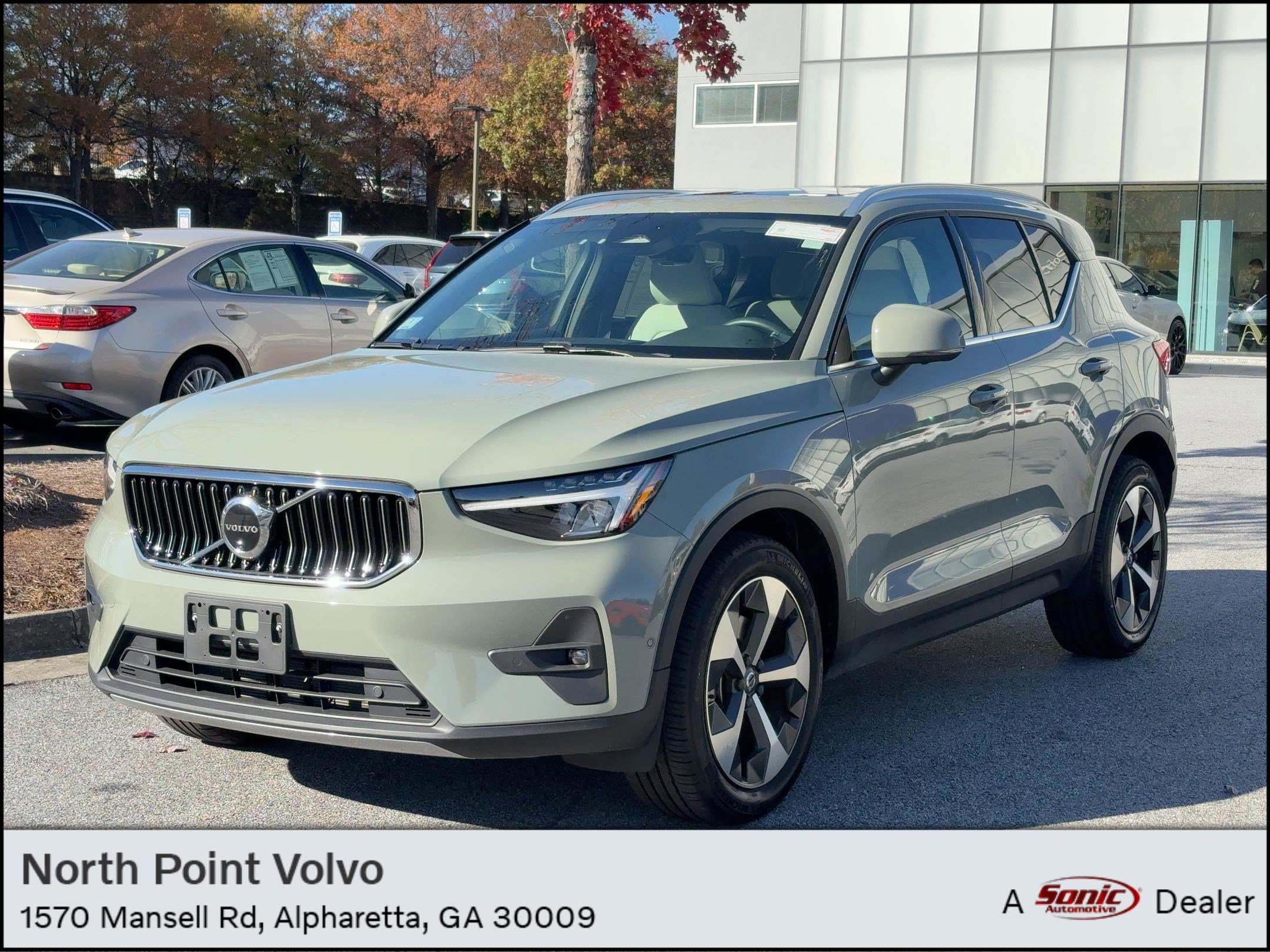 2023 Volvo XC40 Plus