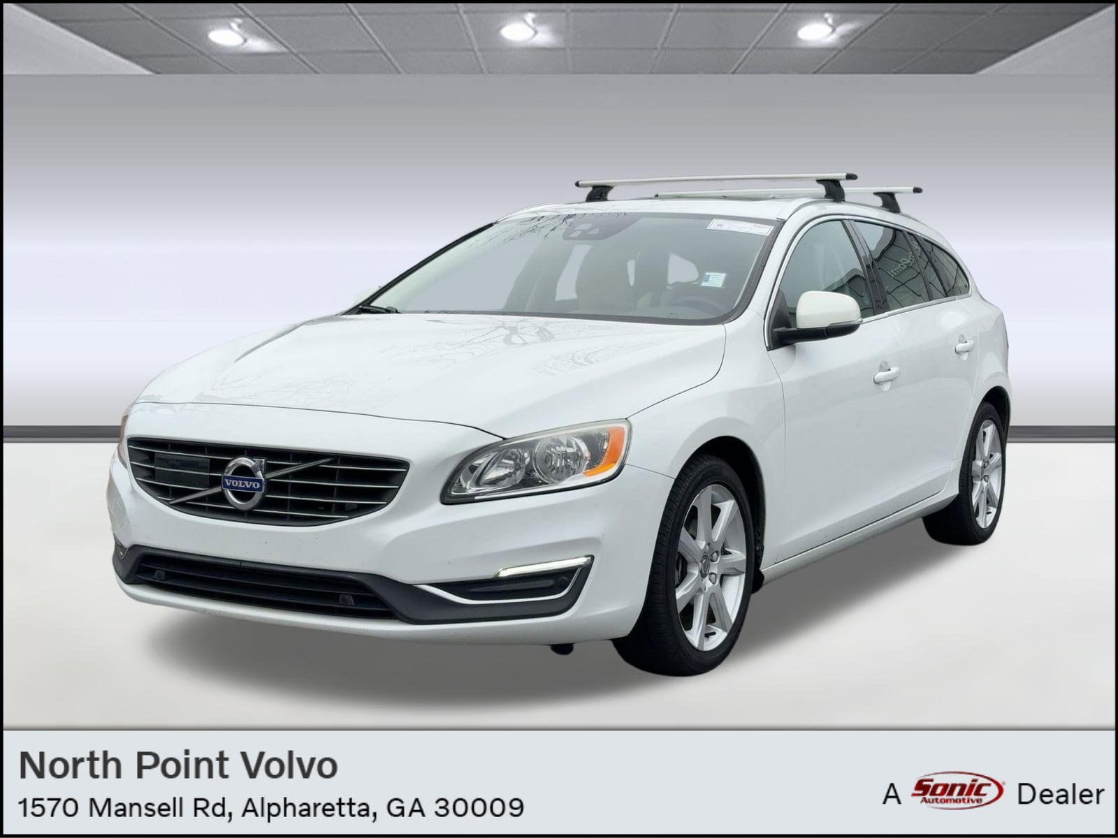 2017 Volvo V60 Premier's photo