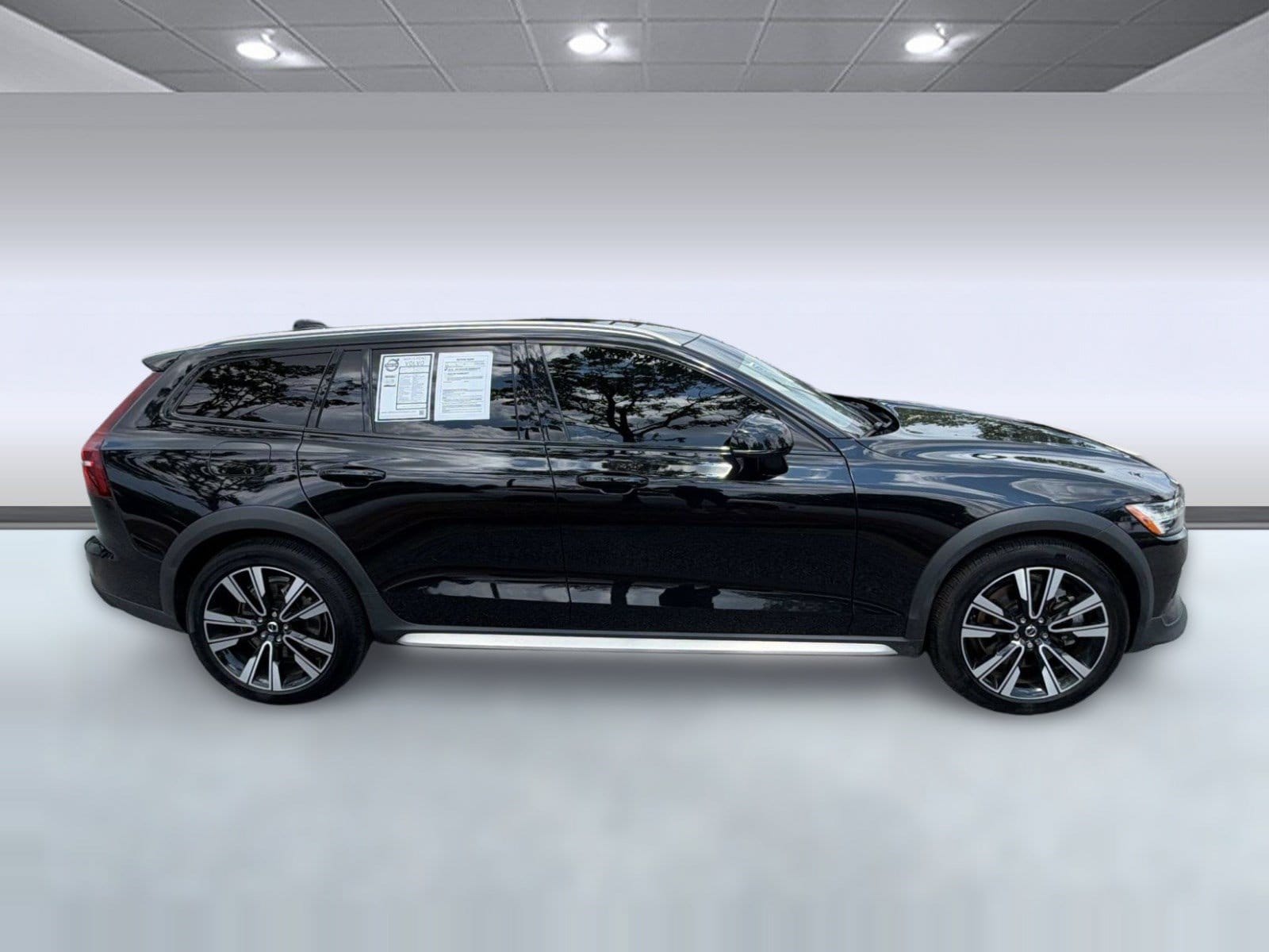 V60 Cross Country T5 AWD Wagon