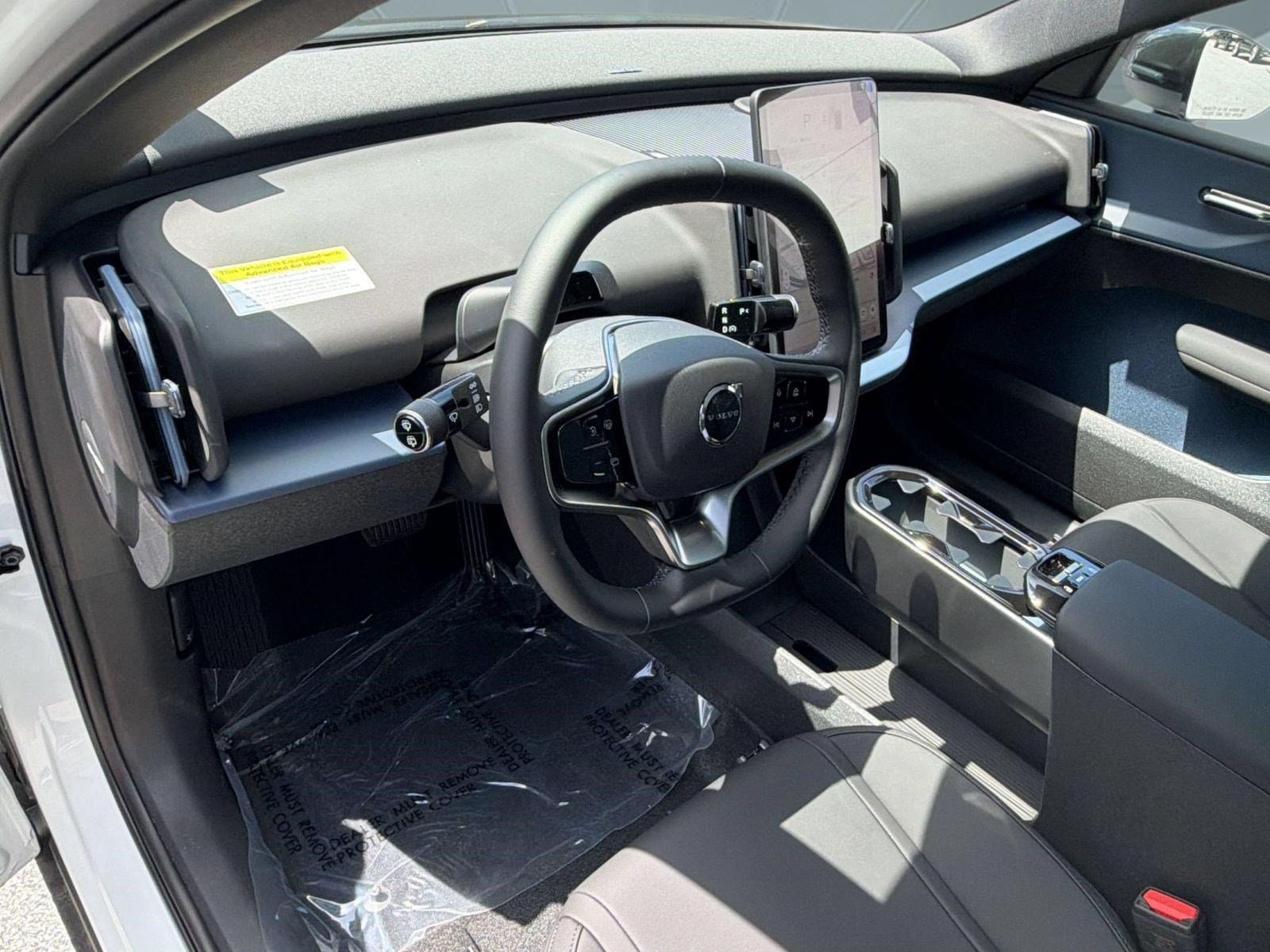 EX30 Twin Motor Plus SUV