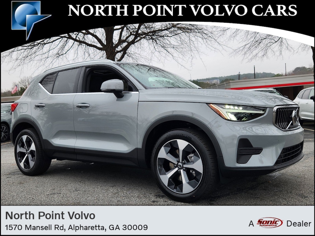 Certified 2025 Volvo XC40 Core Bright Theme B5 AWD Core Bright Theme