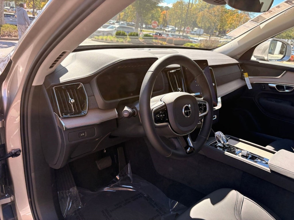 New 2026 Volvo XC90 B5 Core 7 Passenger SUV