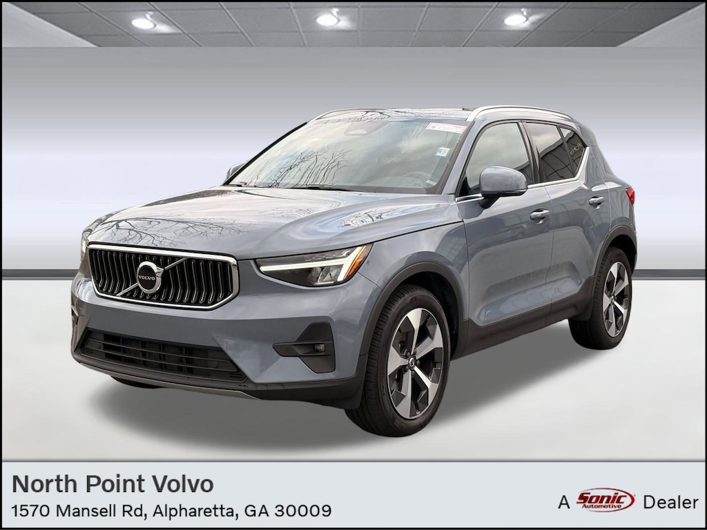 Certified 2023 Volvo XC40 B5 Plus B5 AWD Plus Bright Theme