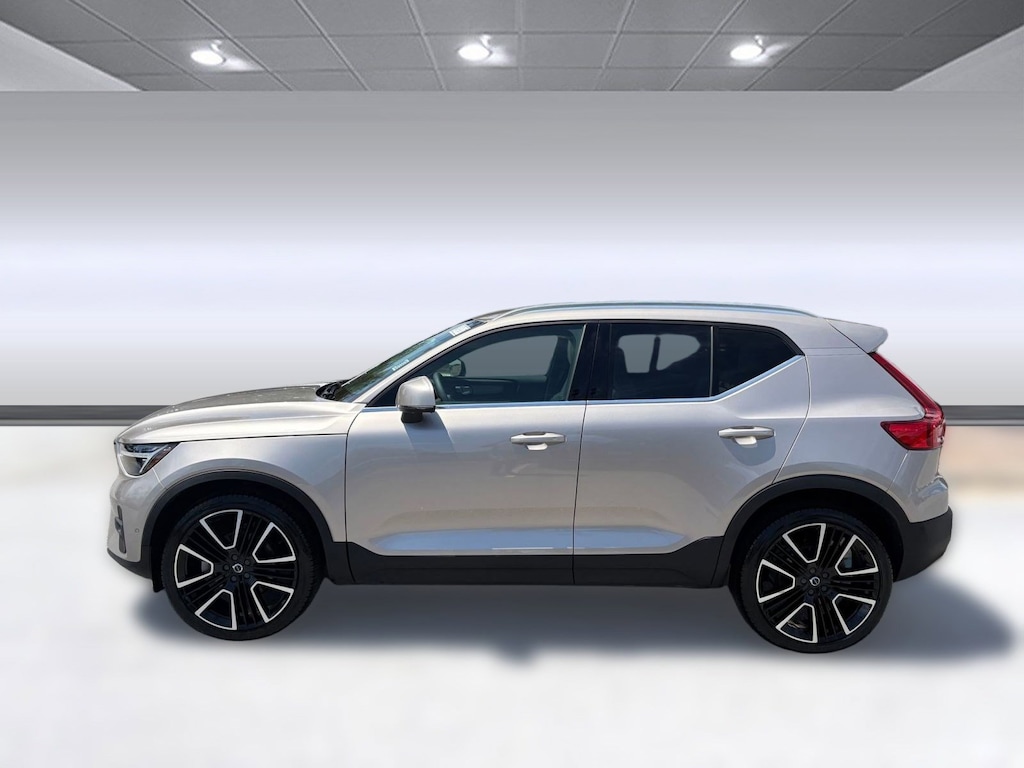 Certified 2024 Volvo XC40 B5 Ultimate B5 AWD Ultimate Bright Theme