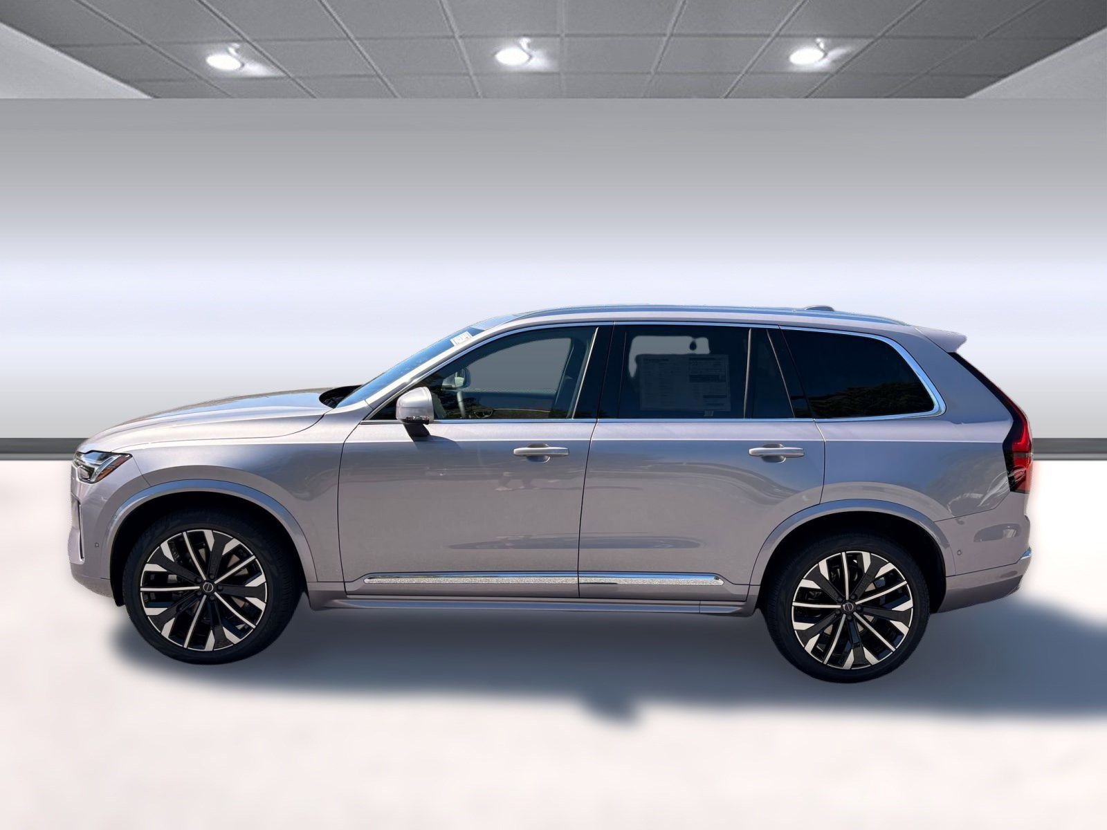 2026 Volvo XC90 Plus AWD photo 2