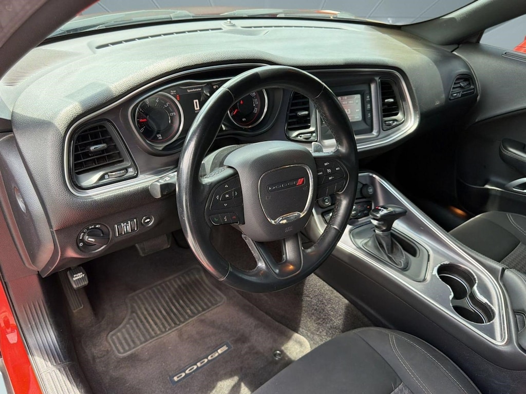 Used 2016 Dodge Challenger SXT Coupe