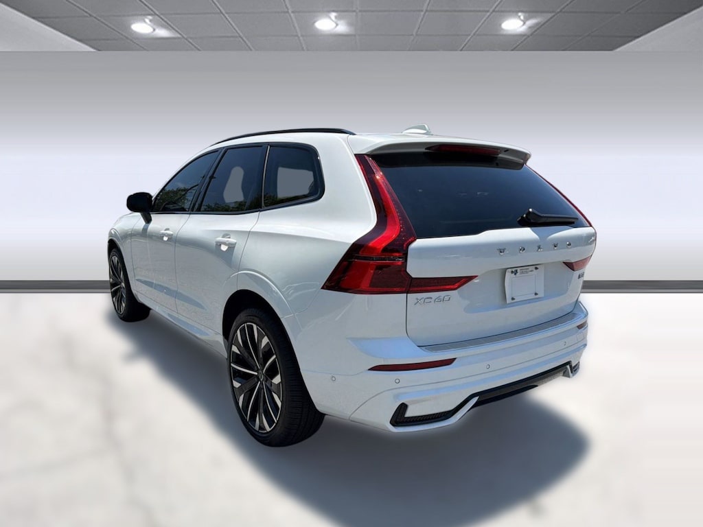 New 2026 Volvo XC60 B5 Ultra SUV