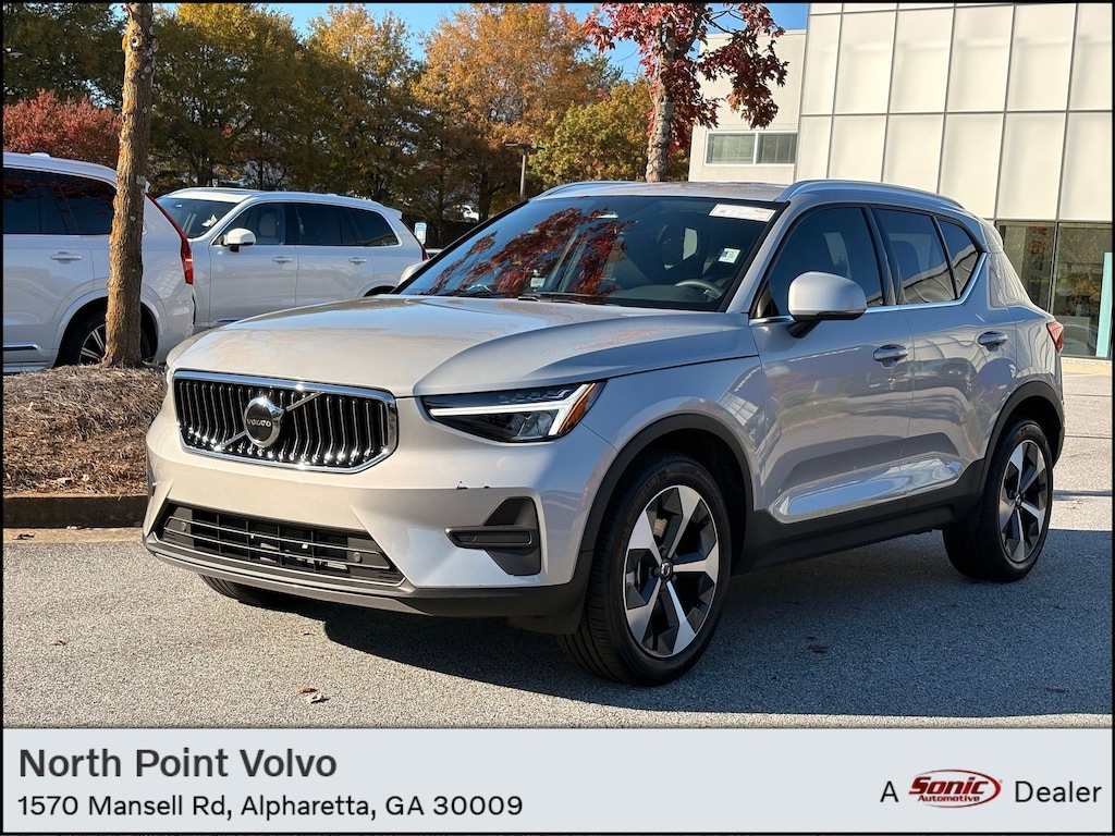 Certified 2024 Volvo XC40 B5 Core B5 AWD Core Bright Theme