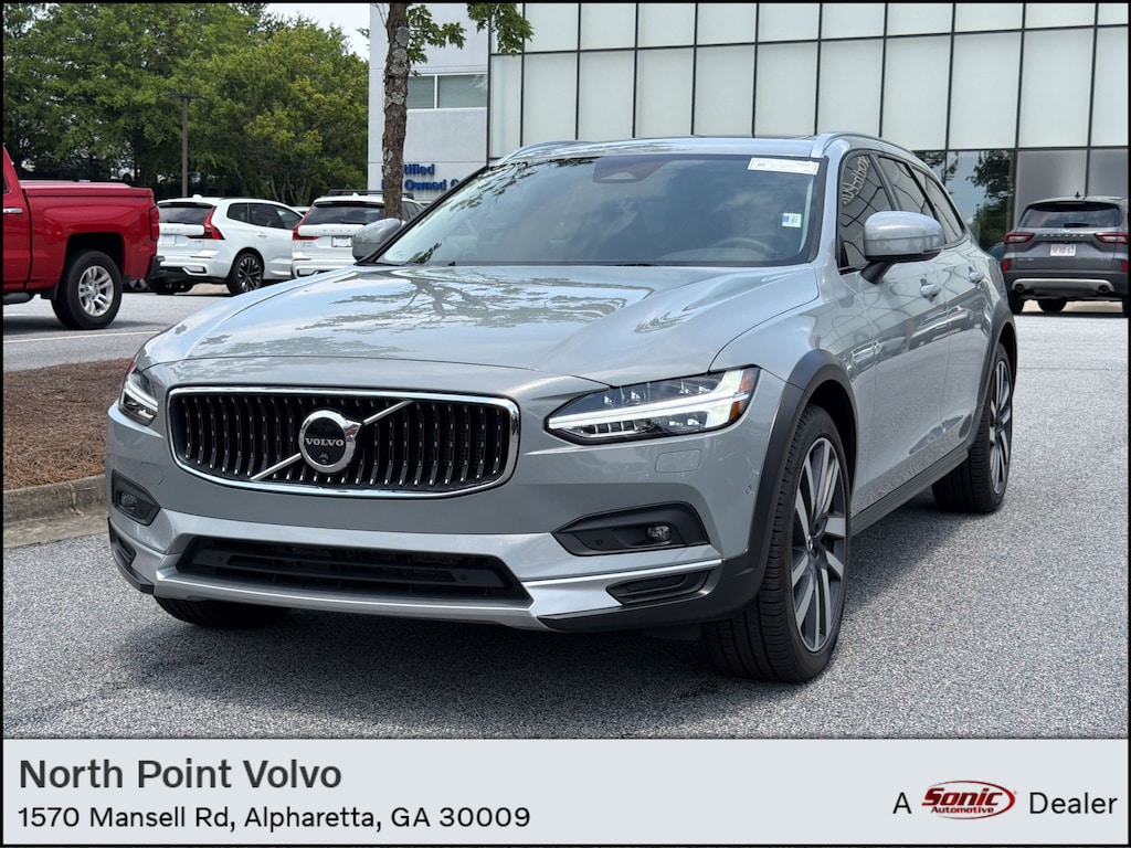 Certified 2025 Volvo V90 Cross Country B6 Ultra Wagon