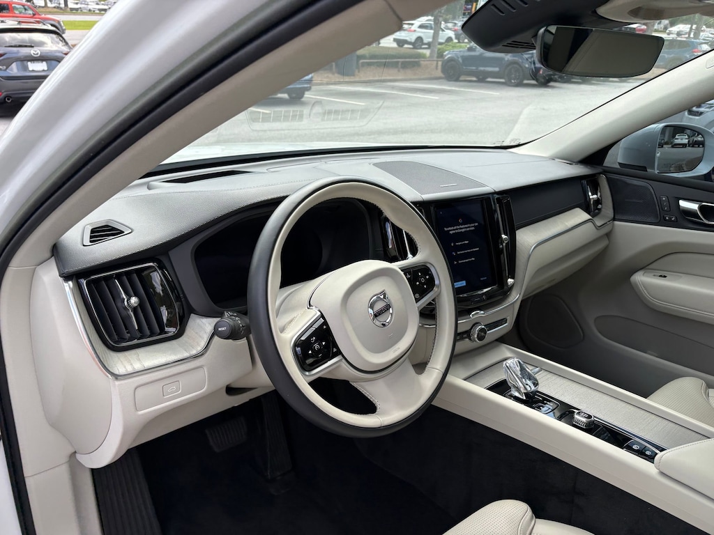 Certified 2023 Volvo XC60 B5 Ultimate B5 FWD Ultimate Bright Theme