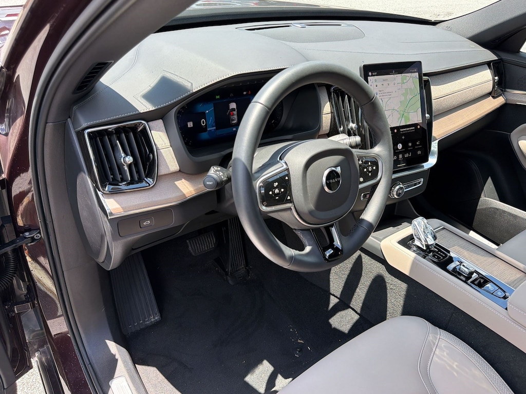 Certified 2025 Volvo XC90 B6 Core 7 Passenger SUV