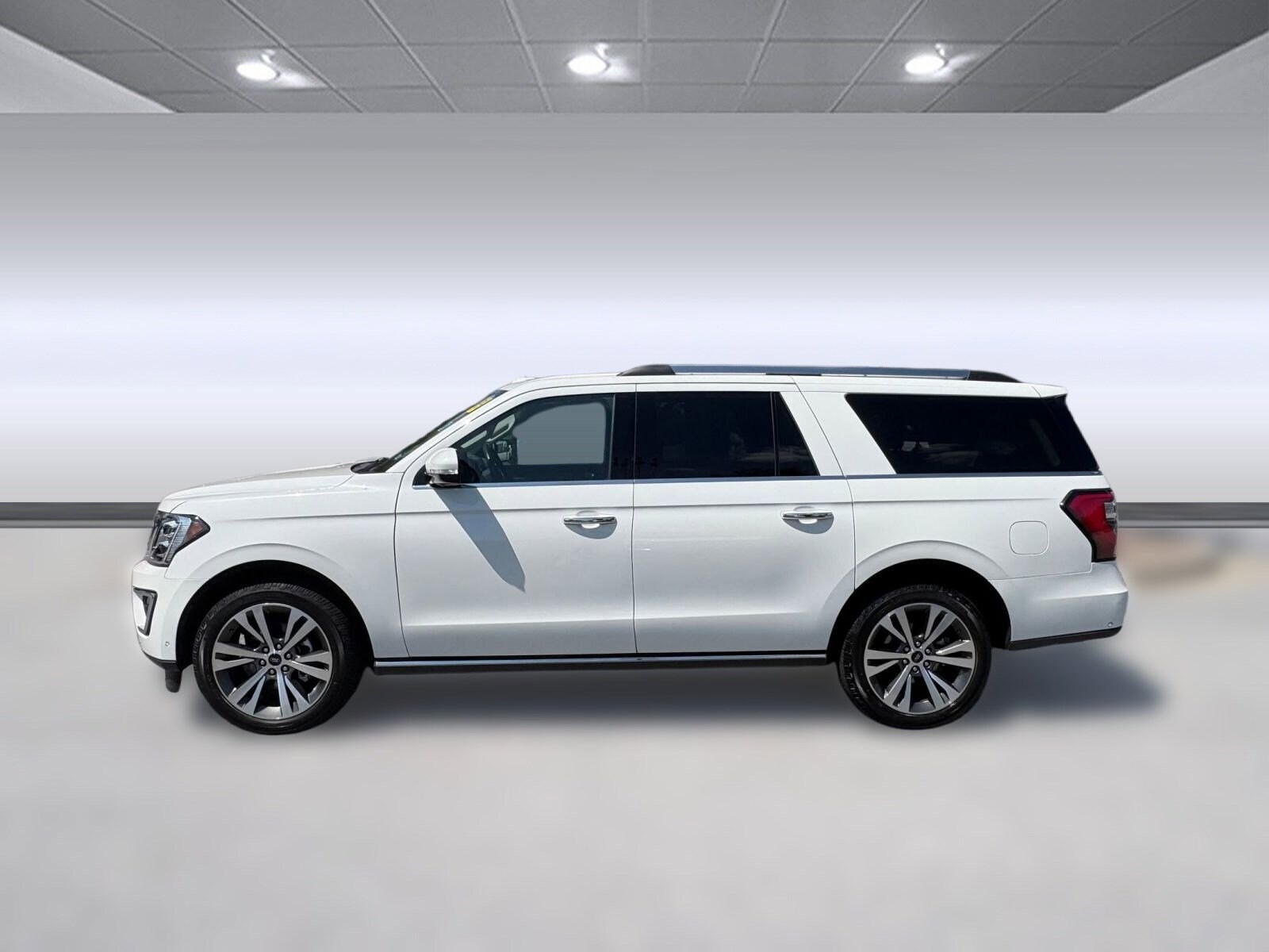 2021 Ford Expedition MAX Limited photo 2