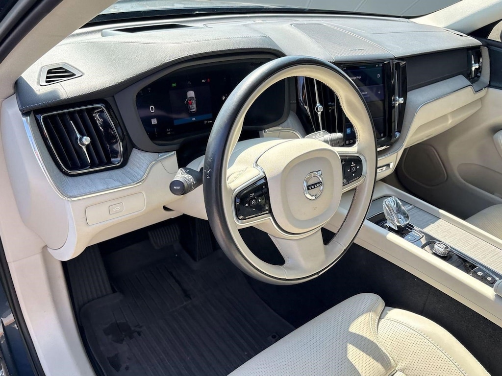 Certified 2023 Volvo XC60 B5 Ultimate SUV