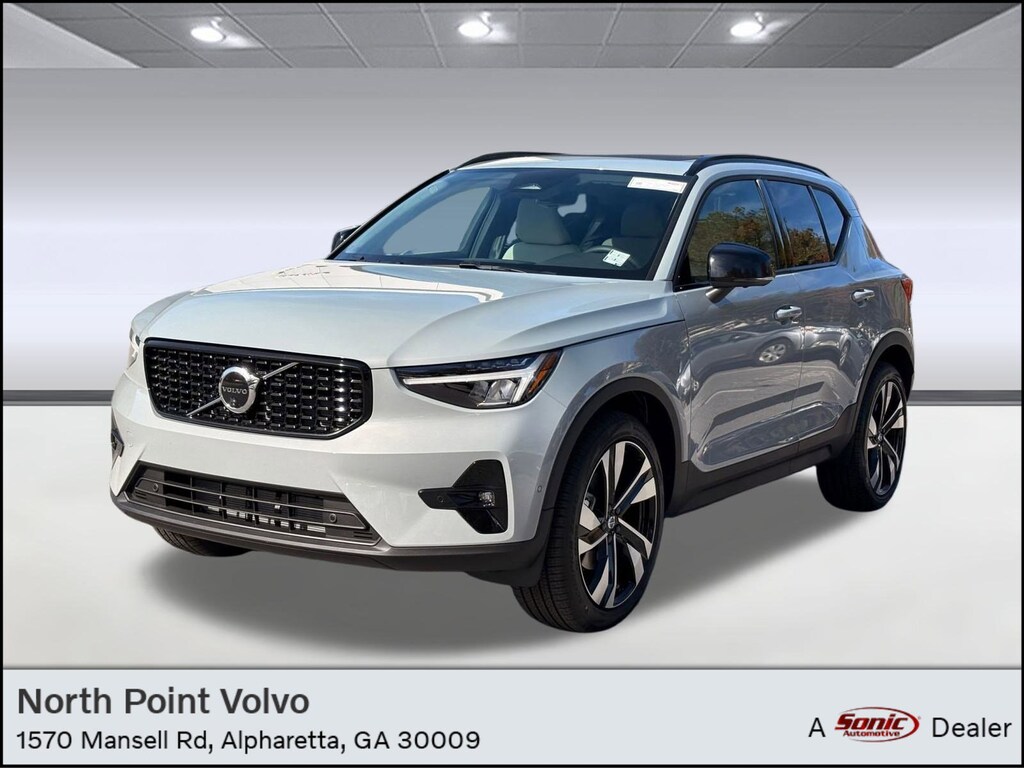 New 2026 Volvo XC40 B4 Plus SUV