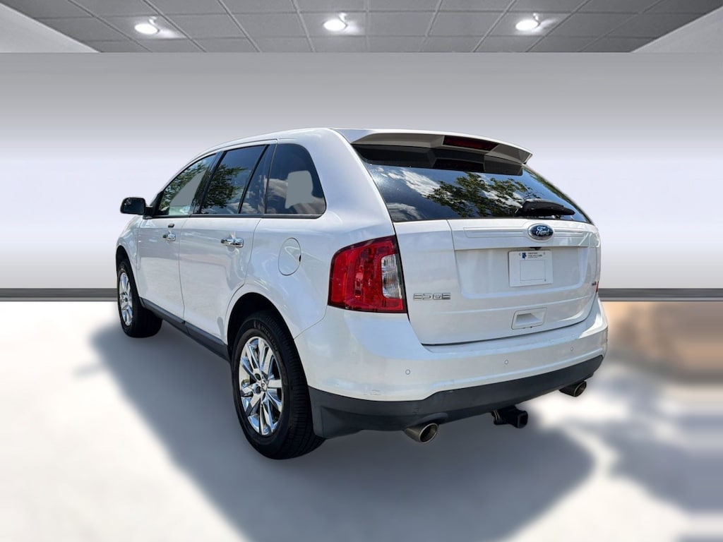 Used 2011 Ford Edge SEL SUV