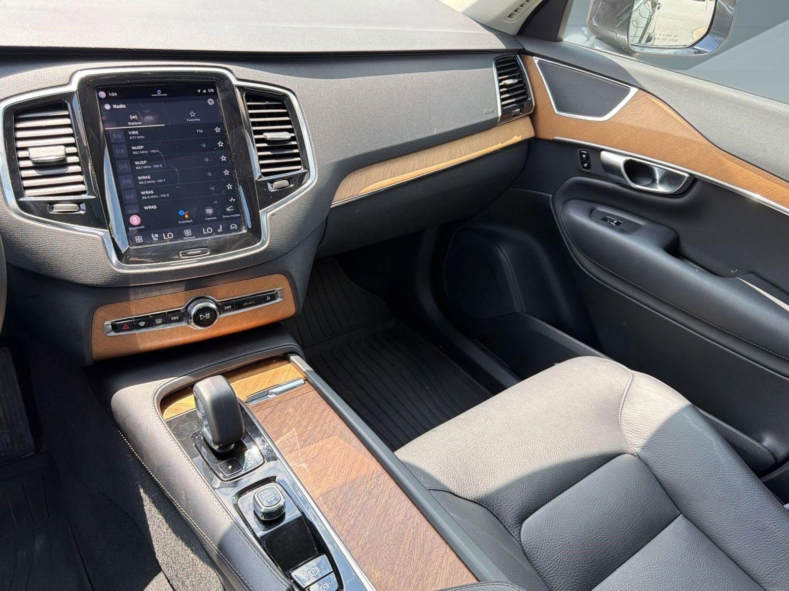 2023 Volvo XC90 Plus - Photo 27