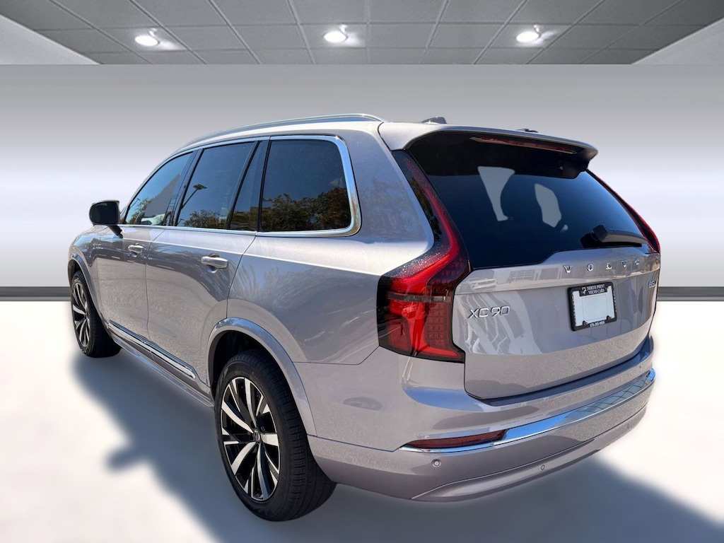 New 2026 Volvo XC90 B5 Core 7 Passenger SUV