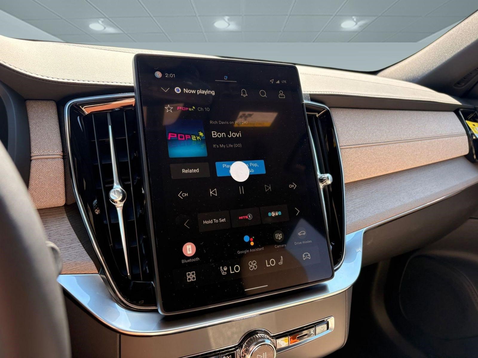 2026 Volvo XC90 Plus - Photo 29