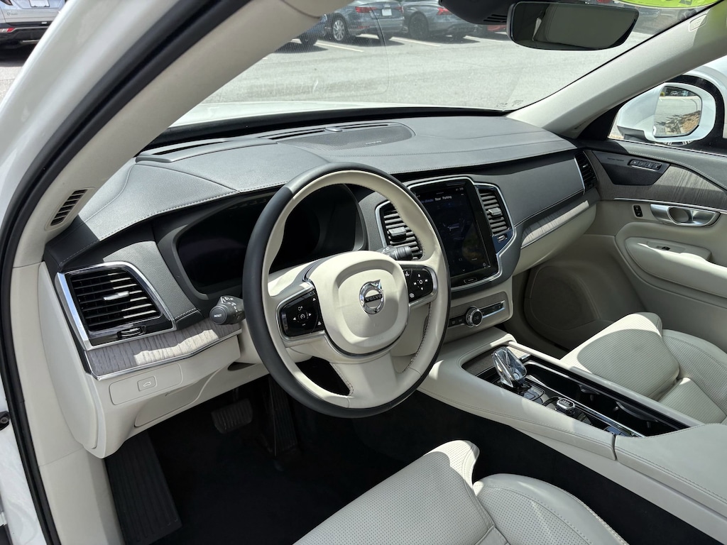 Certified 2024 Volvo XC90 B6 Ultimate 7 Passenger B6 AWD Ultimate Bright Theme 7P