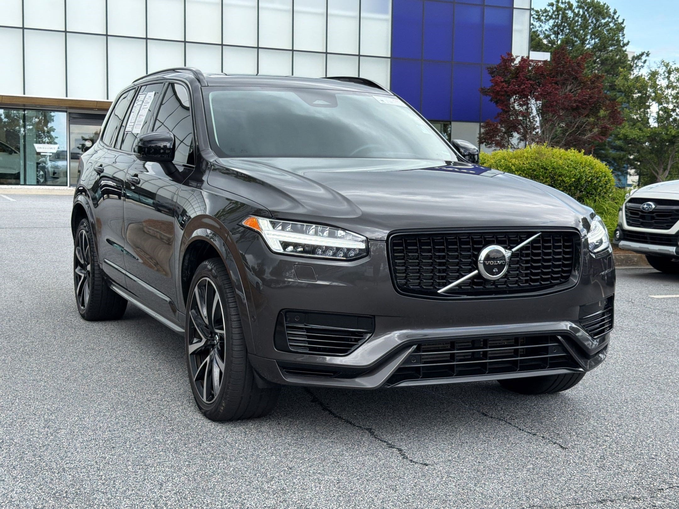 XC90 Recharge Plug-In Hybrid T8 Ultimate 7 Passenger SUV