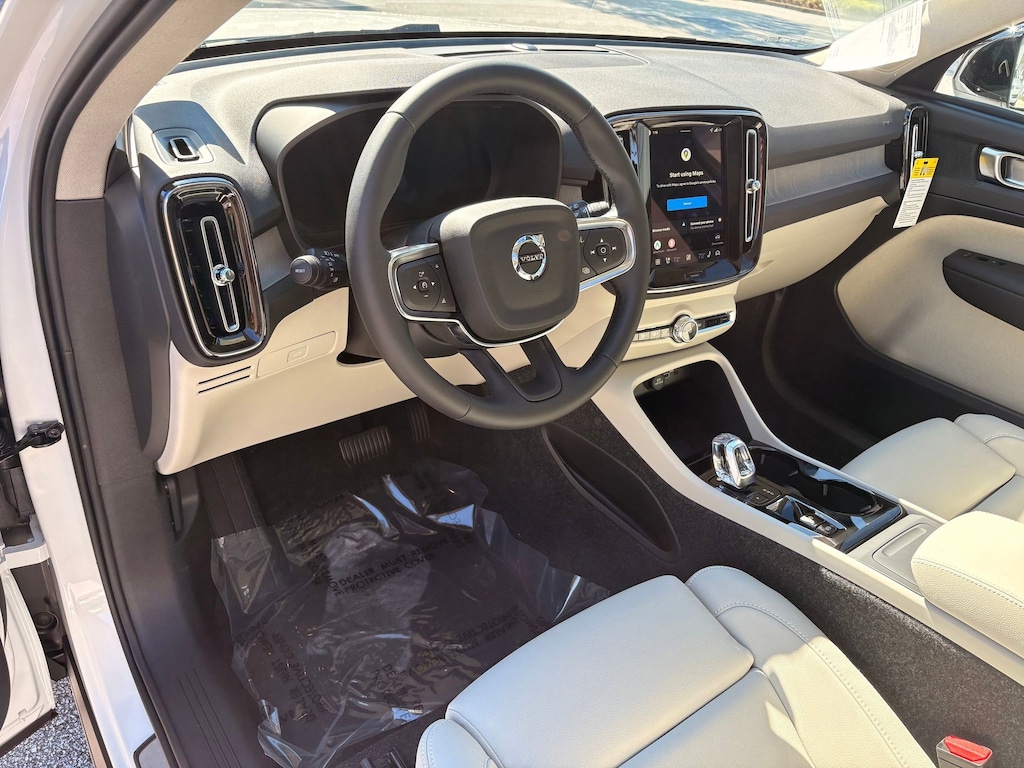 Certified 2026 Volvo XC40 Plus SUV