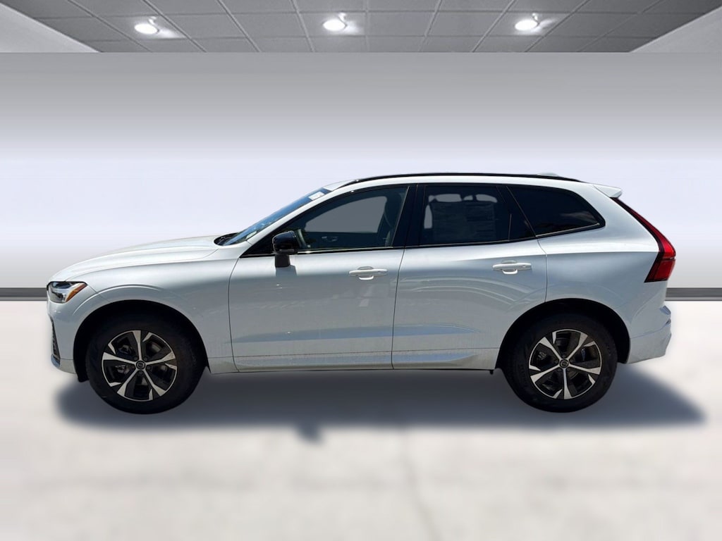 New 2026 Volvo XC60 B5 Core SUV