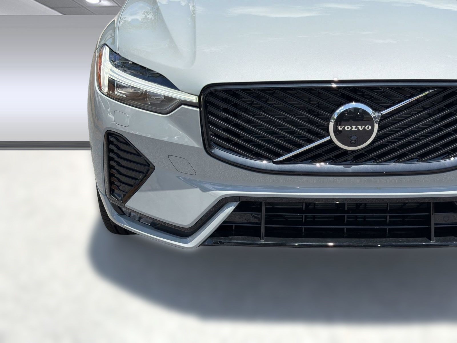 2026 Volvo XC60 Plus - Photo 29