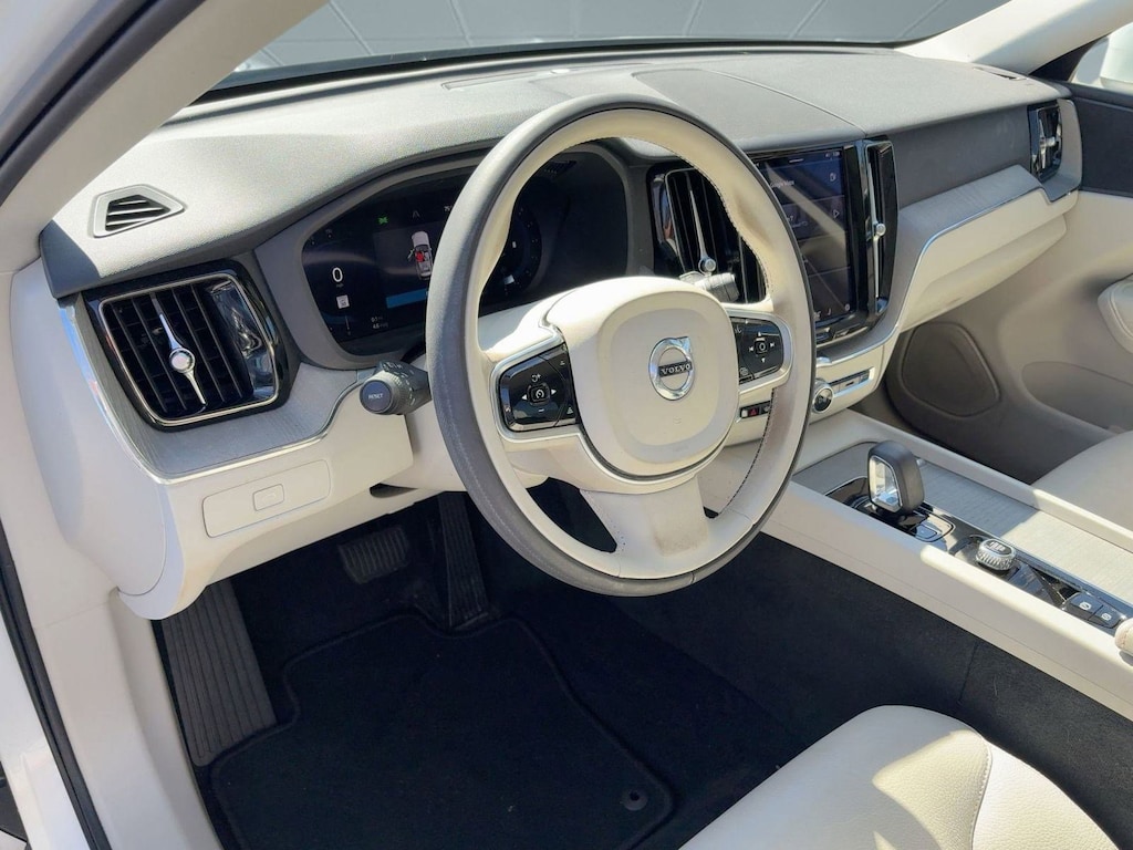 Used 2023 Volvo XC60 B5 Plus B5 FWD Plus Bright Theme