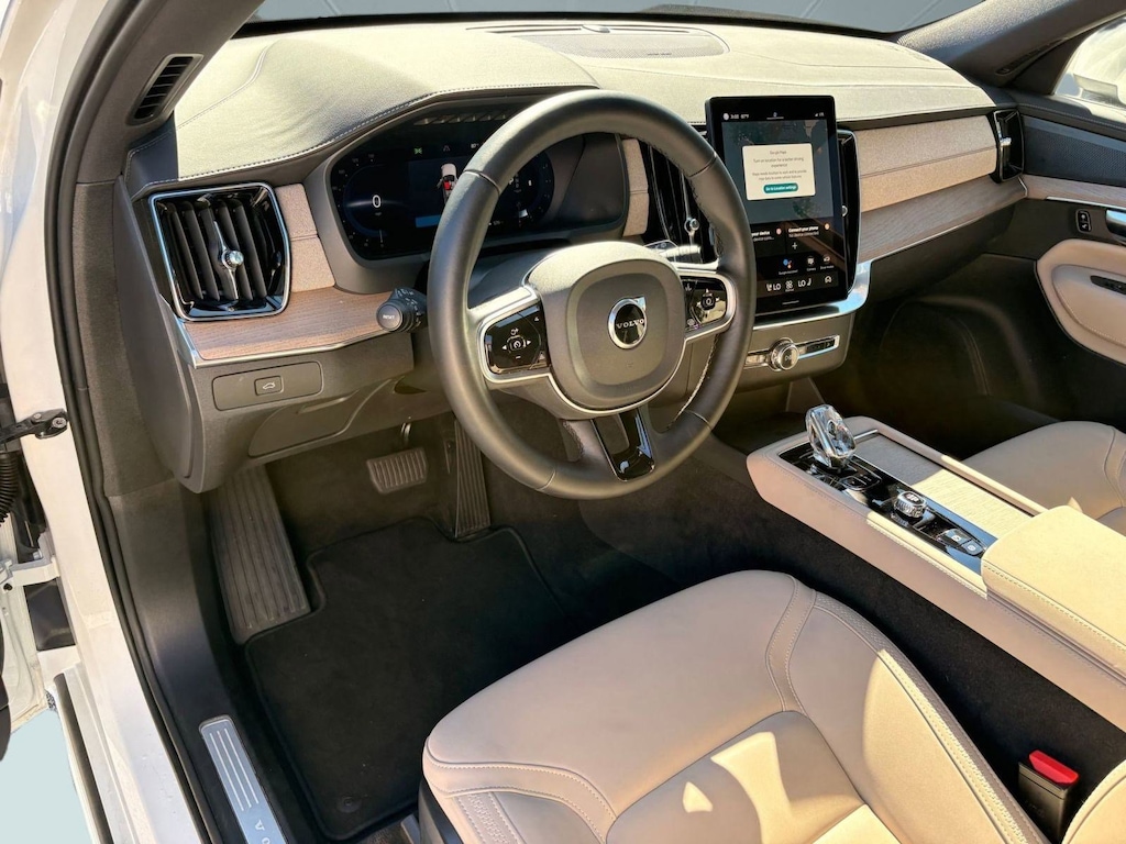 Certified 2025 Volvo XC90 B6 Plus 7 Passenger (2025.5) 2025.5 B6 AWD Plus 7-Seater