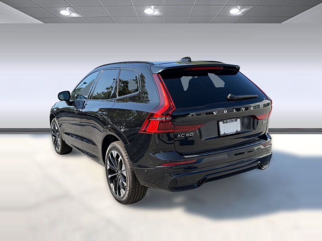 New 2026 Volvo XC60 B5 Plus SUV
