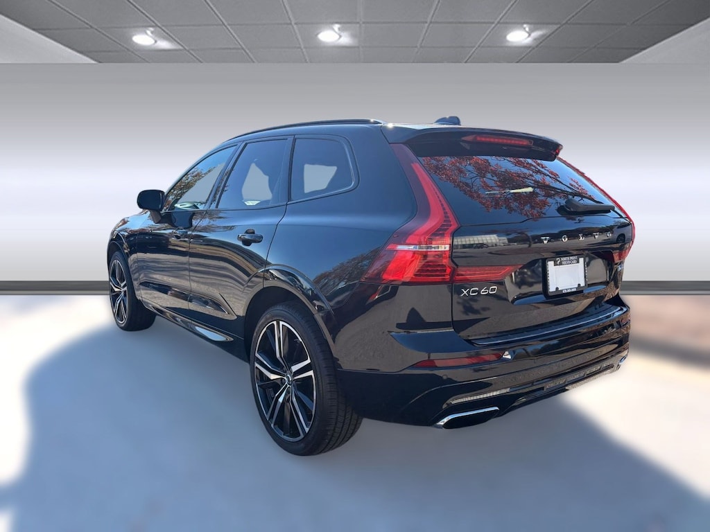 Used 2020 Volvo XC60 T6 R-Design T6 AWD R-Design