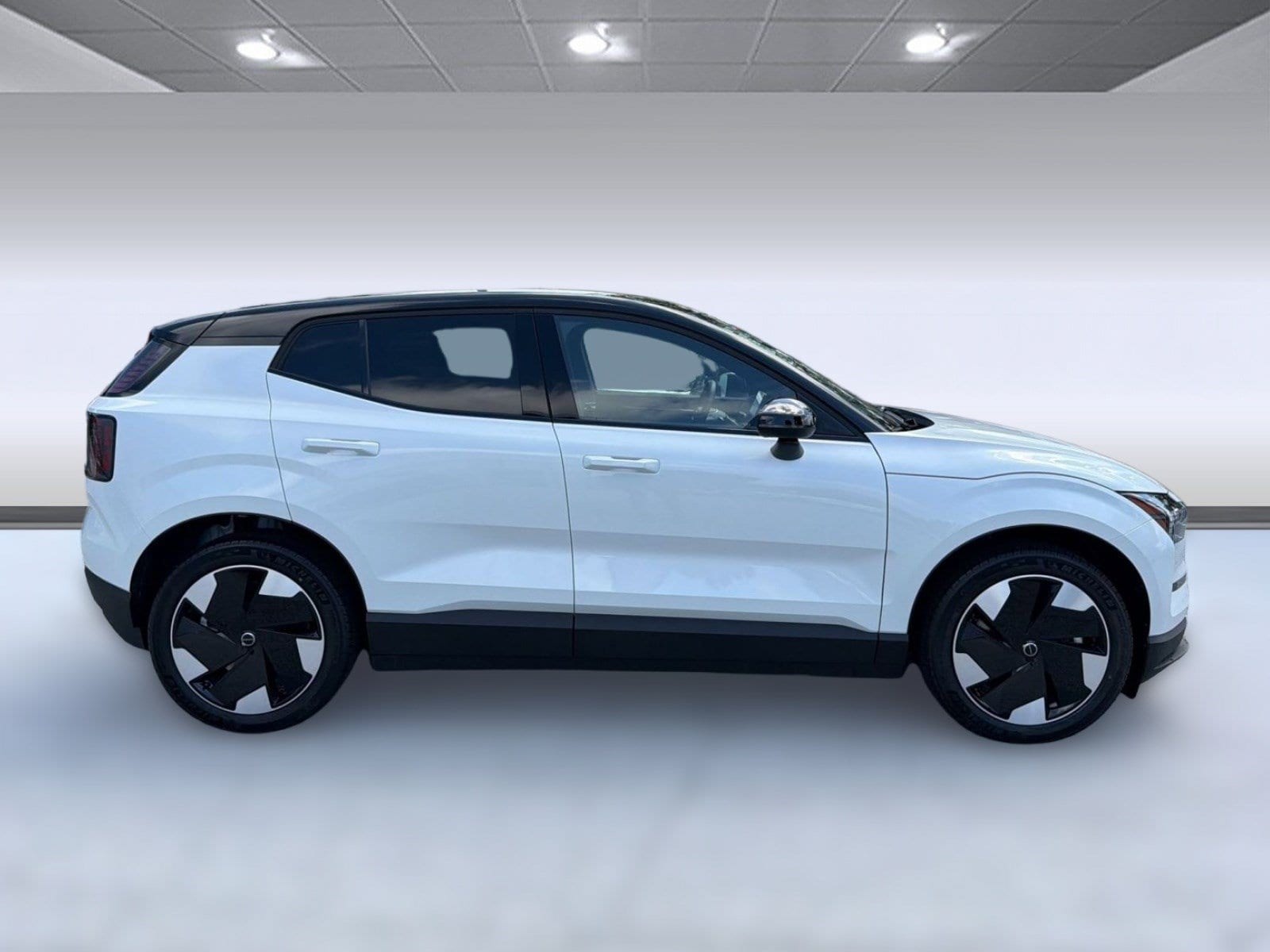 EX30 Twin Motor Plus SUV