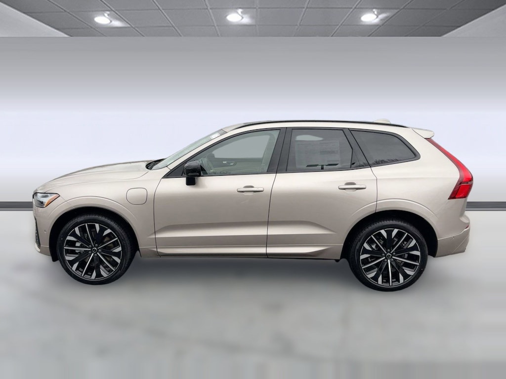 New 2026 Volvo XC60 plug-in hybrid T8 Ultra SUV