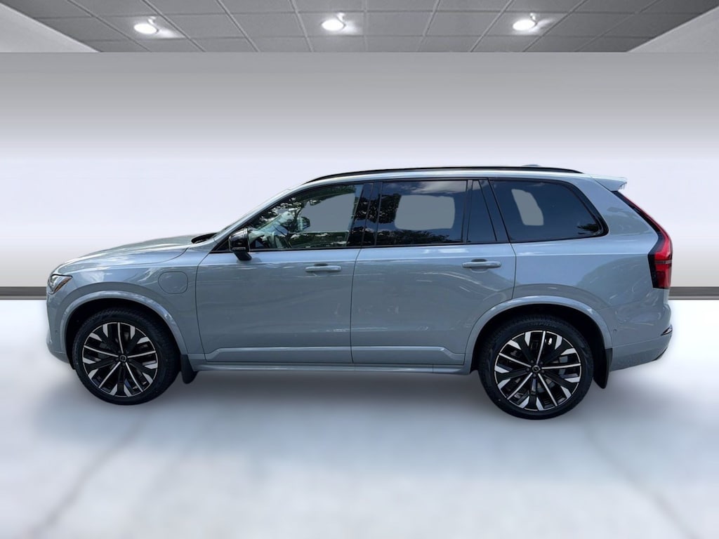 New 2026 Volvo XC90 plug-in hybrid T8 Ultra Dark Theme 7-Seater SUV
