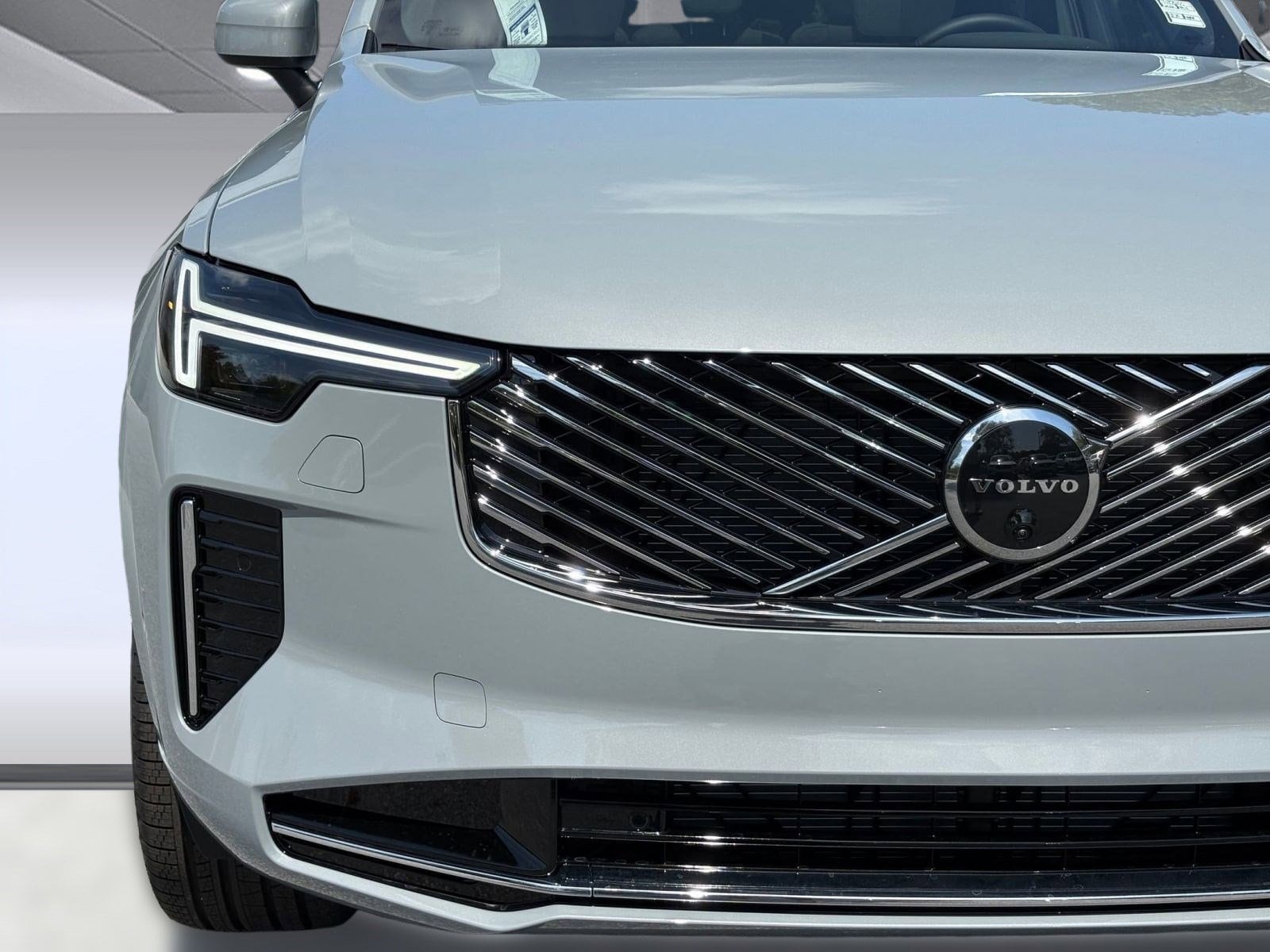 2026 Volvo XC90 Plus - Photo 22