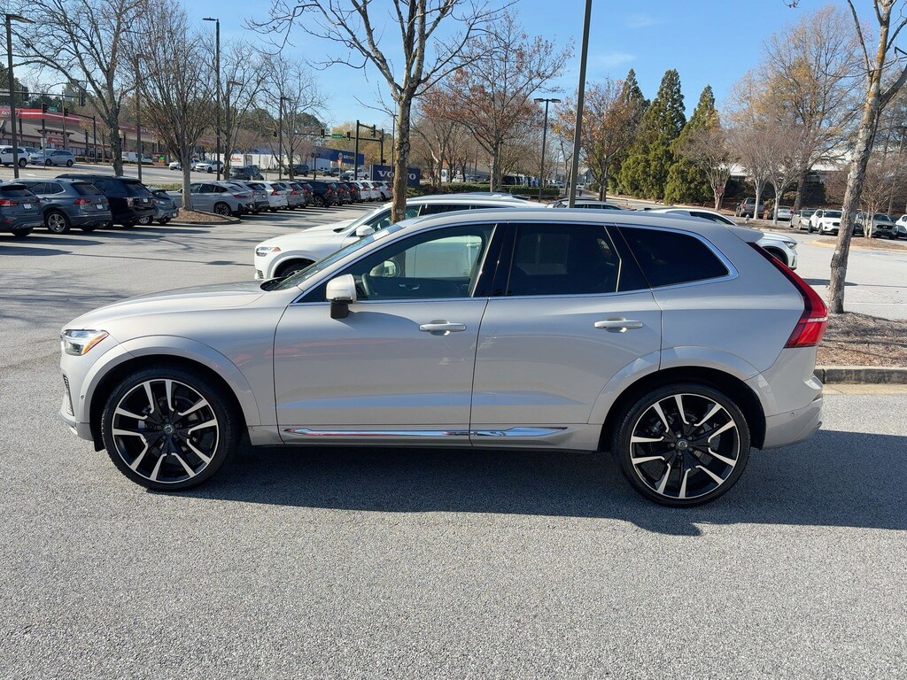 Used 2023 Volvo XC60 B5 Ultimate B5 FWD Ultimate Bright Theme