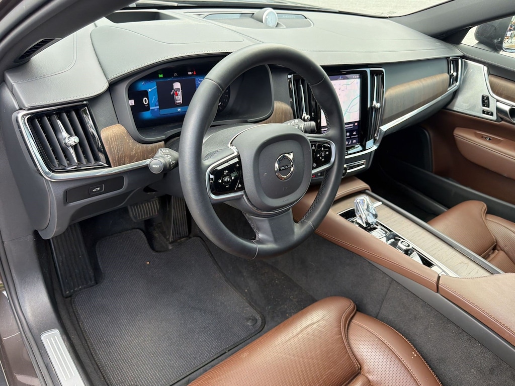 Certified 2025 Volvo V90 Cross Country B6 Ultra Wagon