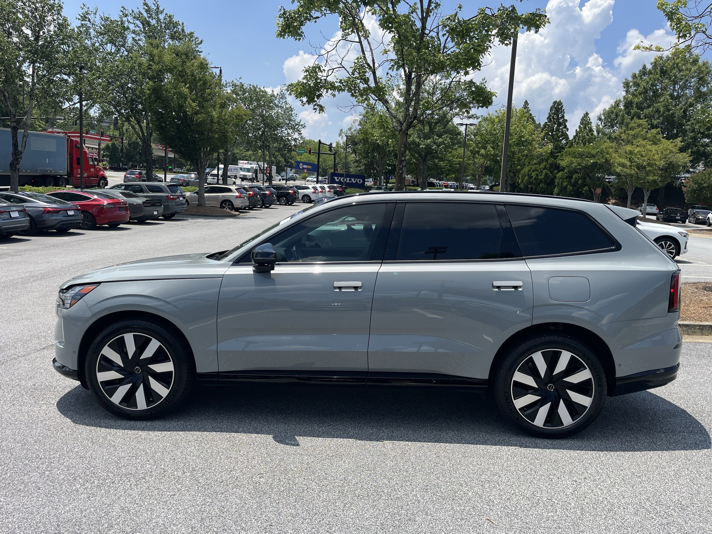 Certified 2025 Volvo EX90 Ultra with VIN 7JDEV3VLXSG001251 for sale in Alpharetta, GA