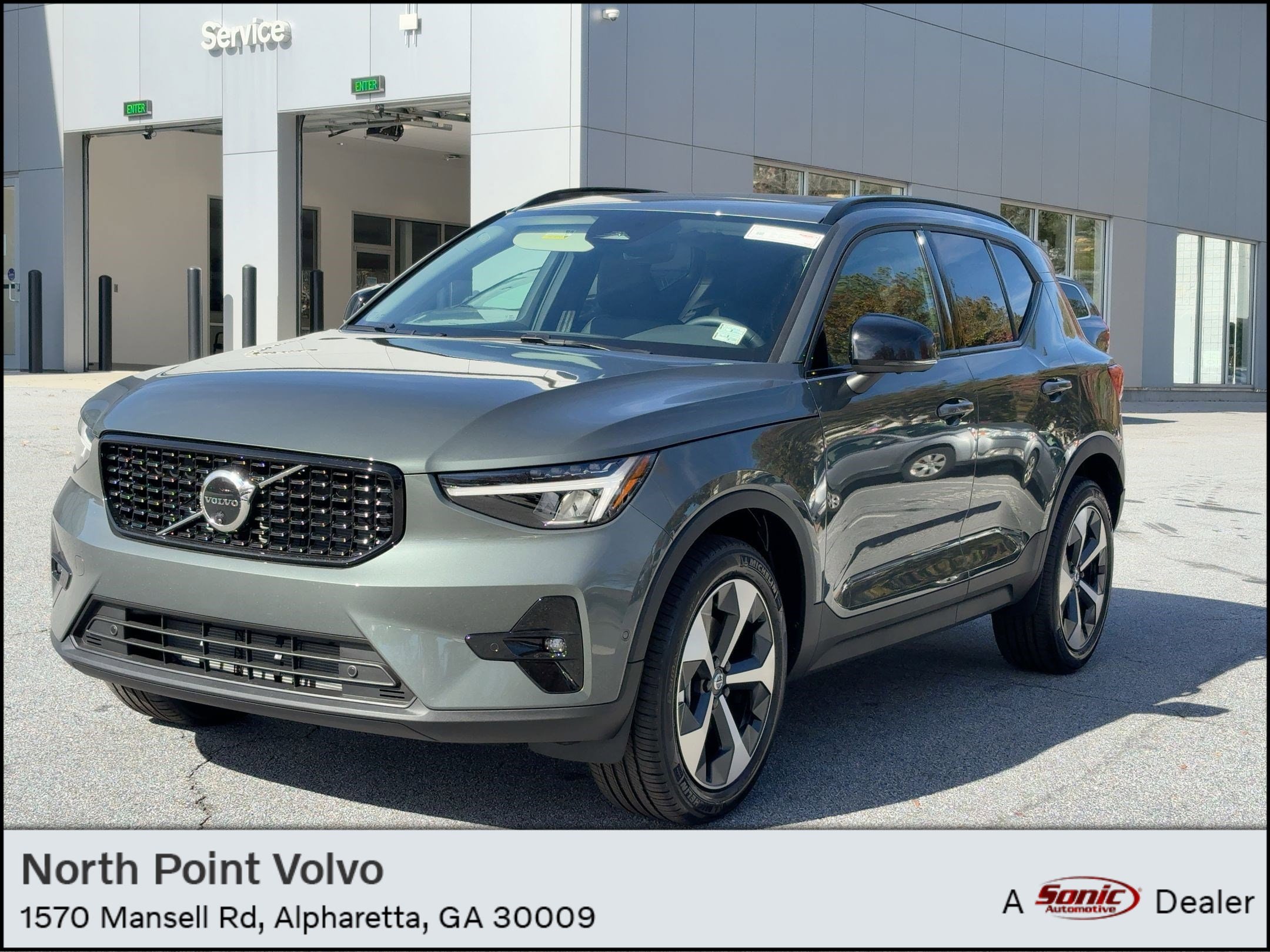2026 Volvo XC40 Plus's photo