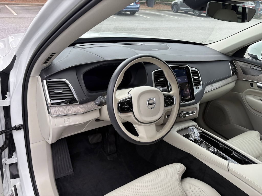 Certified 2024 Volvo XC90 B6 Ultimate 7 Passenger B6 AWD Ultimate Bright Theme 7P