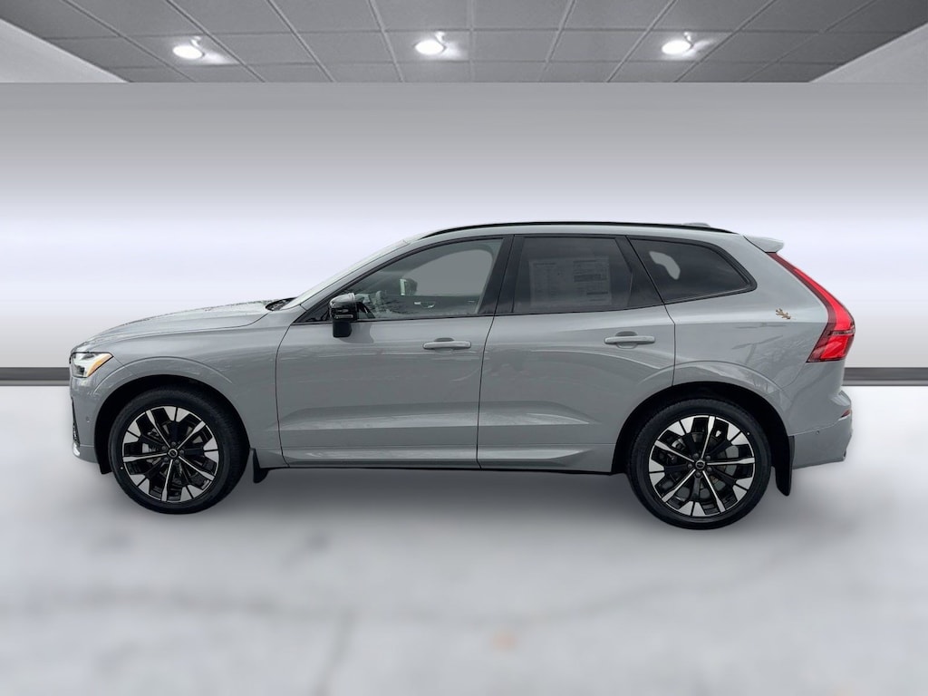 New 2026 Volvo XC60 B5 Plus SUV