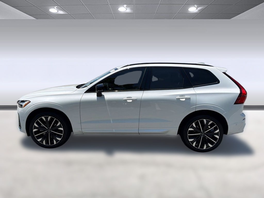 New 2026 Volvo XC60 B5 Ultra SUV